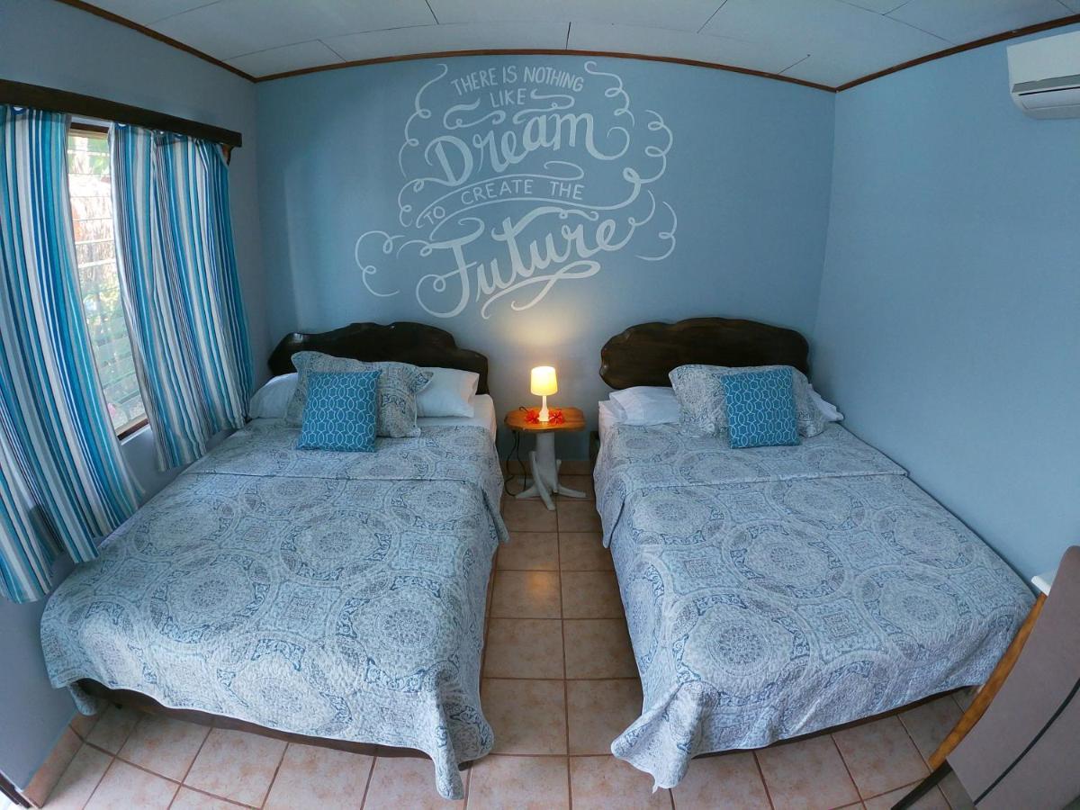 Hotel Perico Azul & Surf Camp Jacó Eksteriør billede